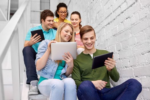 Digitale Medien als Kernkompetenz und Medienkompetenz